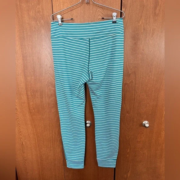 Patagonia Capilene Base Layer Leggings - Women’s Sz L - Picture 2 of 3